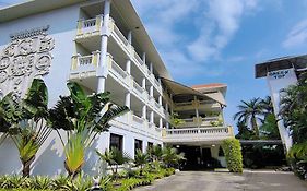 Hotel Royal Retreat